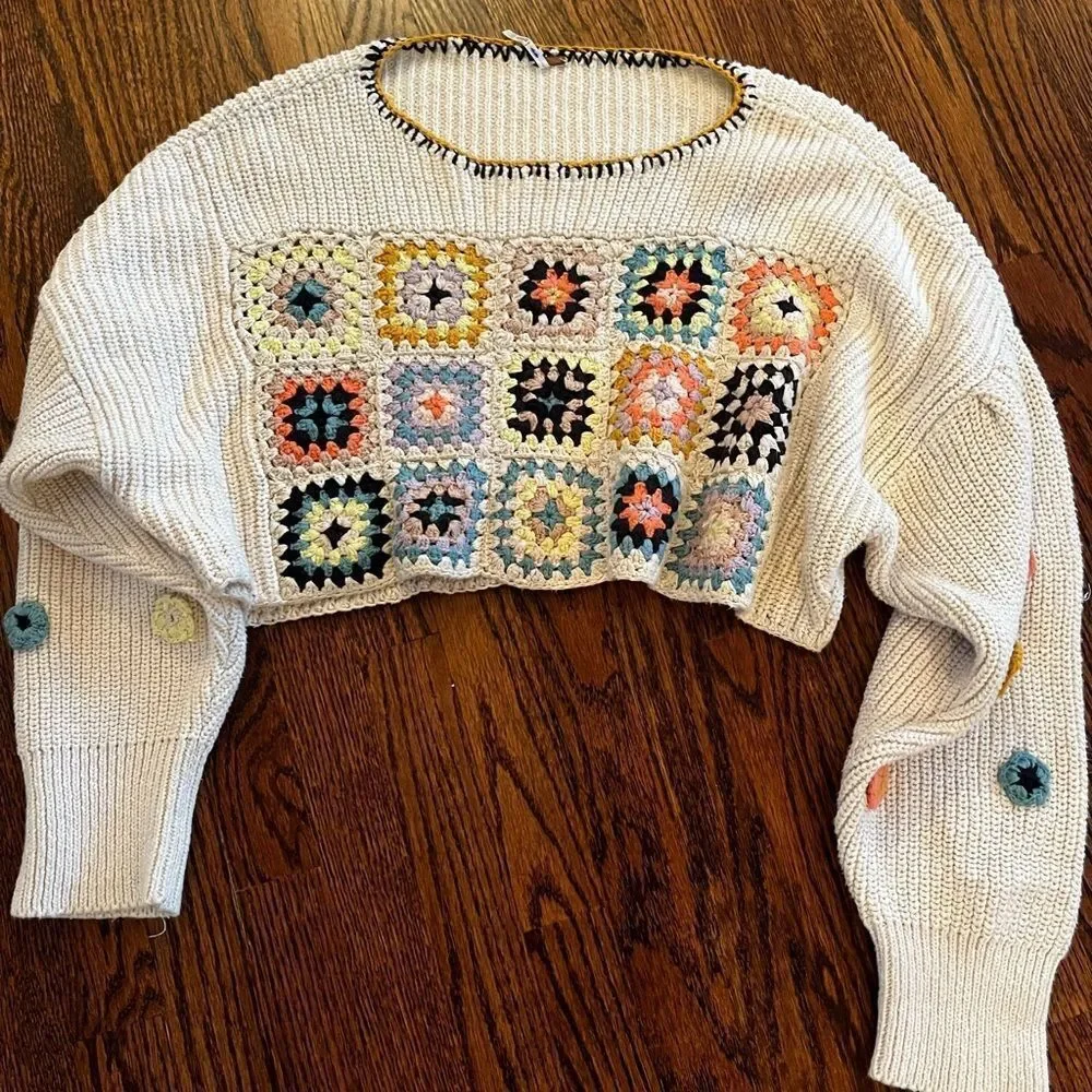 Free People
Dahlia Floral Crochet Sweater size Small - Picture 6 of 6